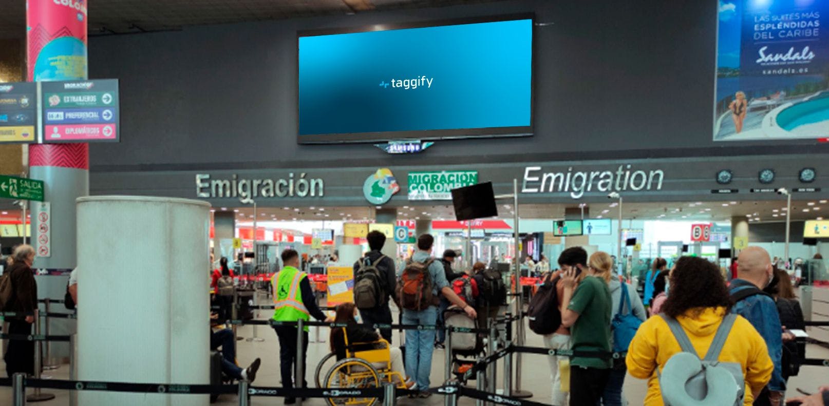 Bogota - Aeropuerto - El Dorado - Terminal Internacional - Emigracion, Bogotá