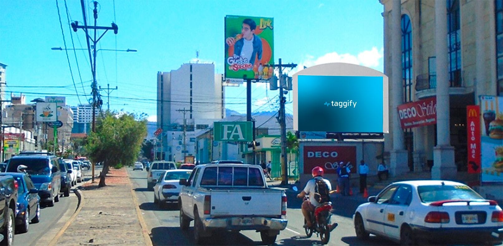 Tegucigalpa - Blvd. Morazan - Farmacia el Ahorro, Tegucigalpa
