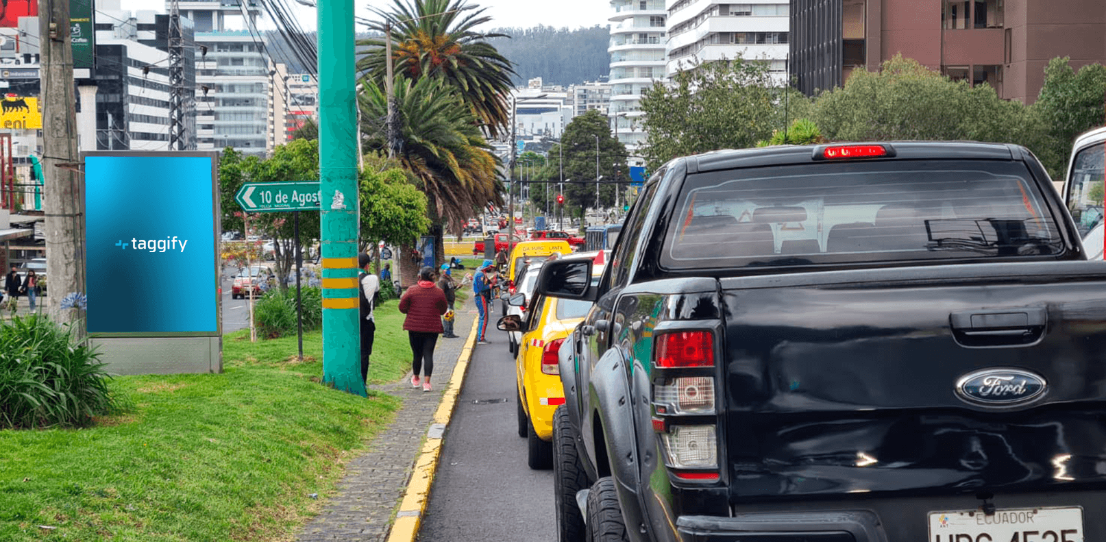 Pichincha - Quito - Naciones Unidas - 10 De Agosto - Parterrre Frente Conjunto Habitacional, Quito
