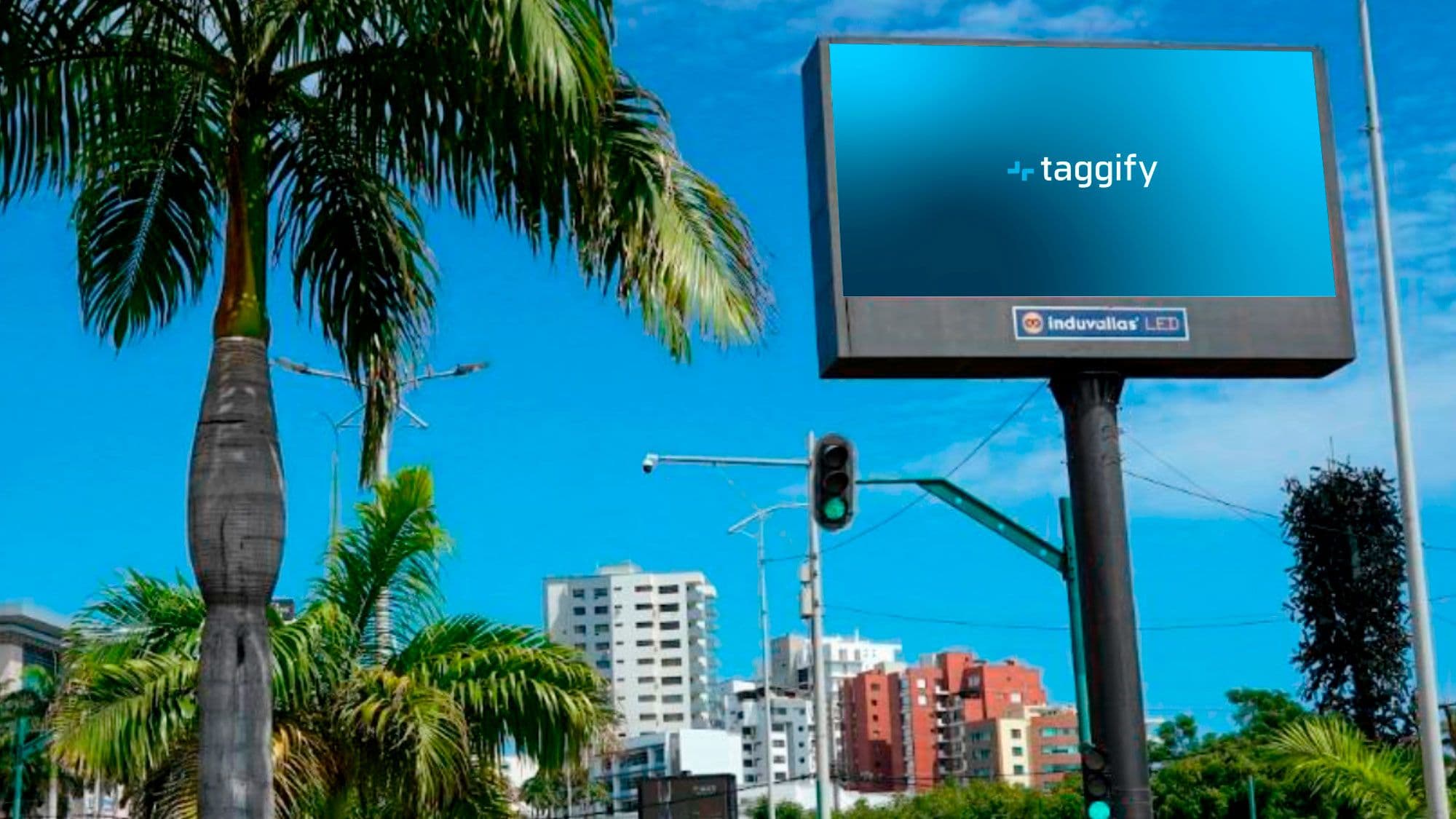 Manta - Puerto de Manta - Avmalecon Ingreso Peatonal Playa Murcielago Pantalla Led, Manta