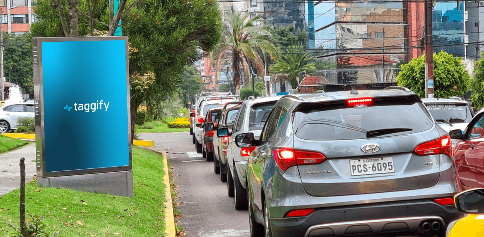 Pichincha - Quito - 12 De Octubre - Coruna - Frente A Club De La Union, Quito