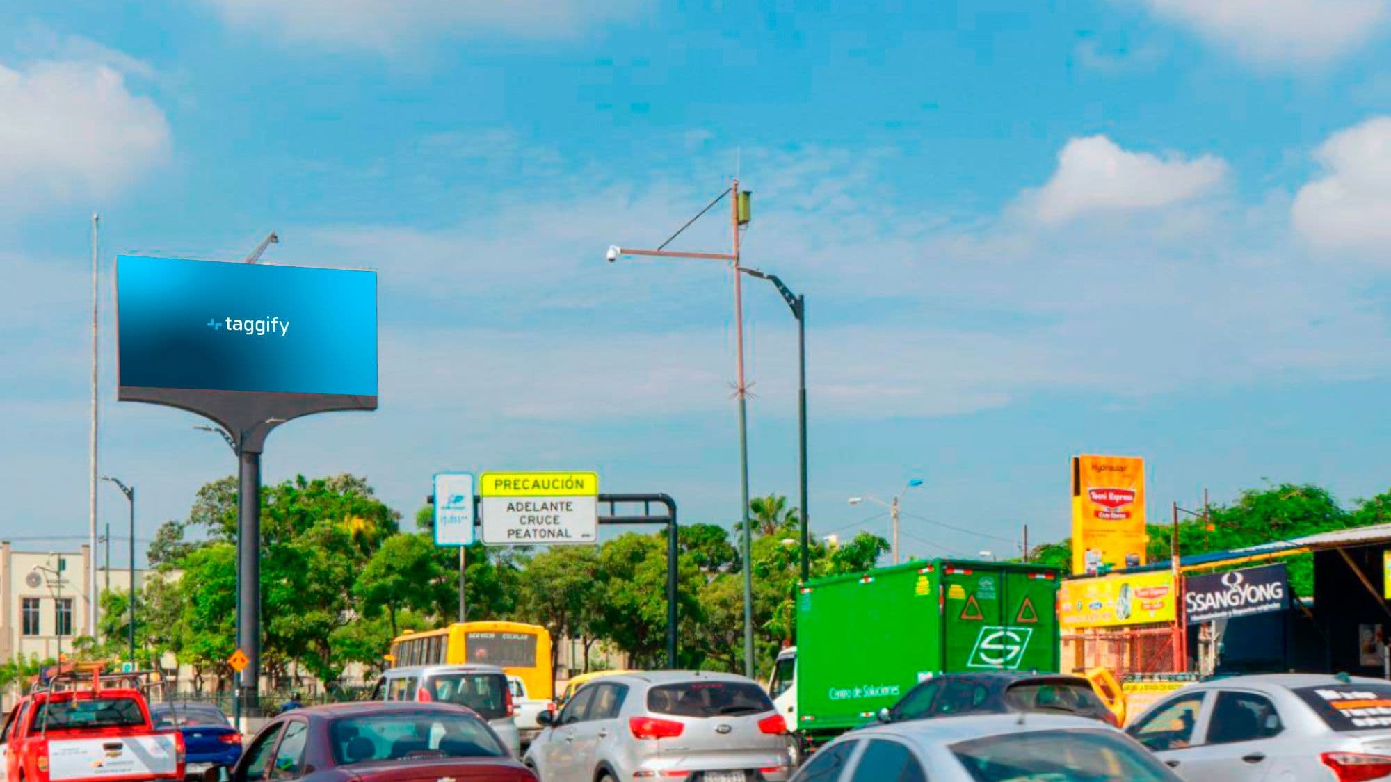 Machala - Av Machala Y Gomez Rendon, Machala