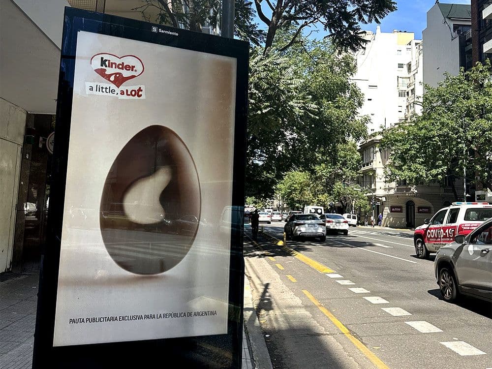 Felices Pascuas con Kinder y Taggify en Buenos Aires