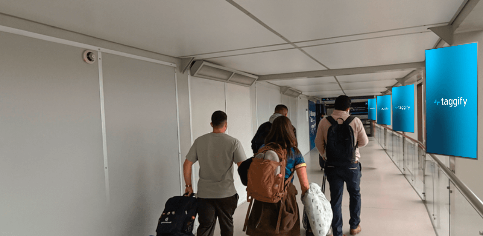 Medellin - Aeropuerto - Llegadas Nacionales - Tunel - (Circuito Airtv), Medellín