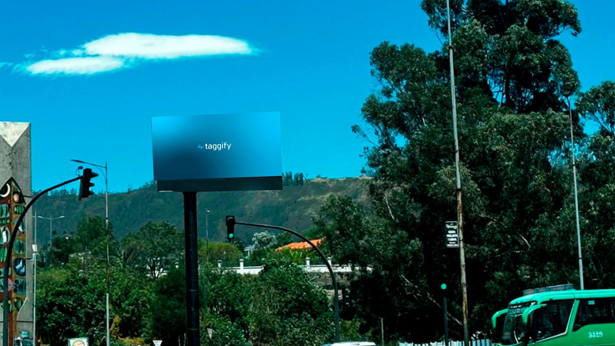 Lumbisí - Av Maria Angelica Hidrovo Y Av Oswaldo Guayasamin, Quito