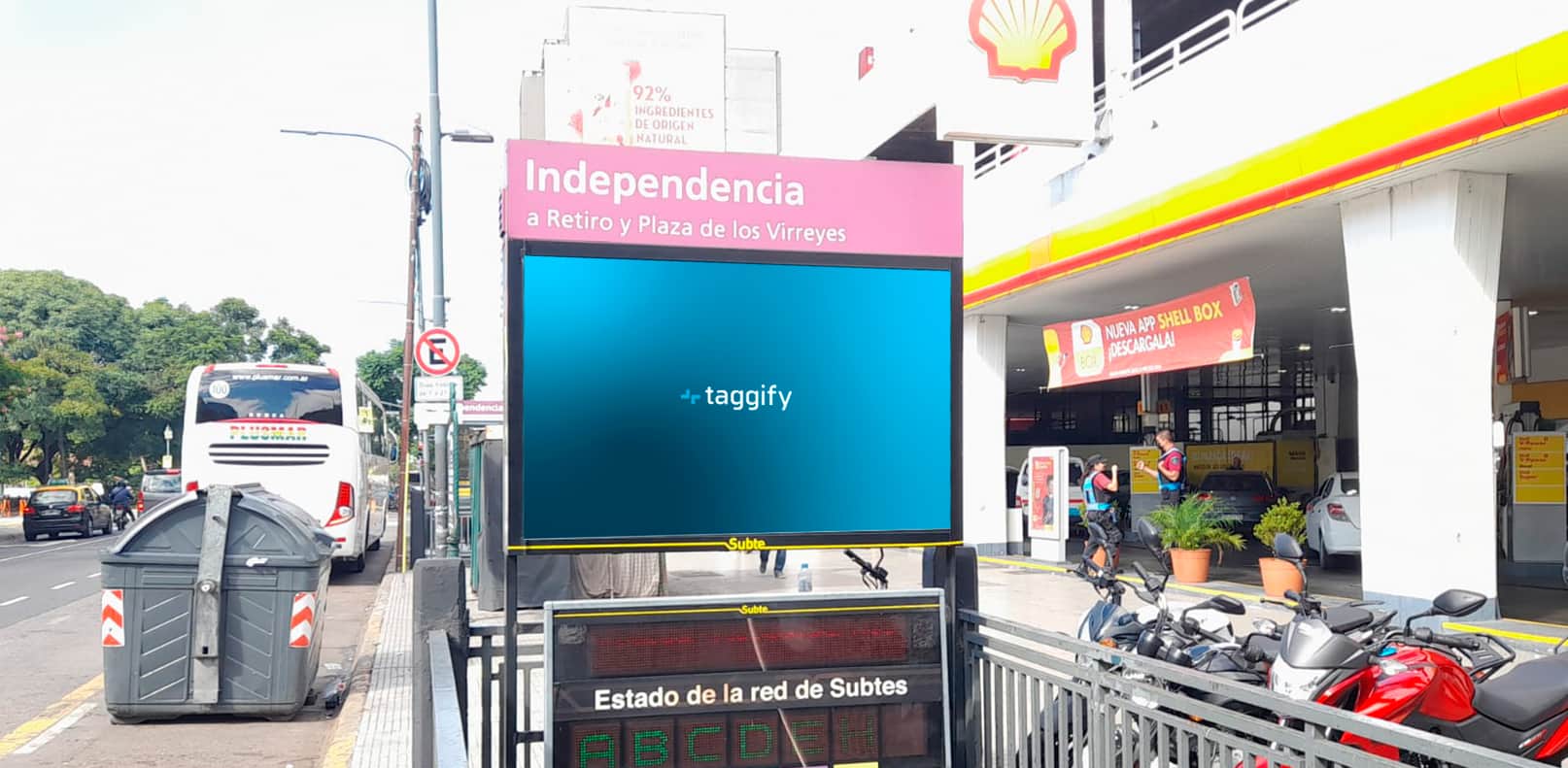 CABA - Constitución - Subte Acceso: Independencia (E) G02 - Constitución · Constitución