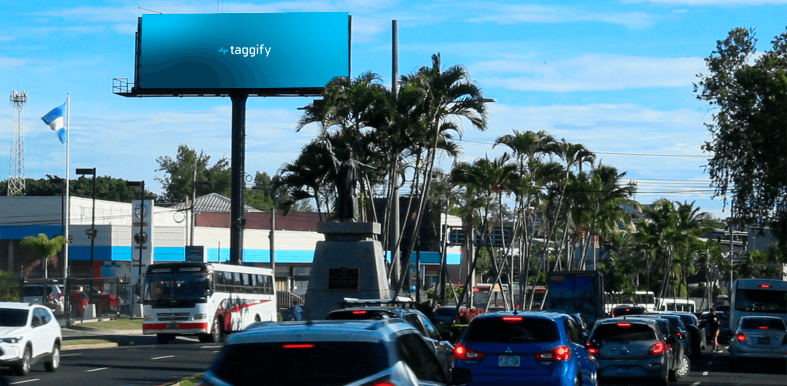 El Salvador DOOH screen 2