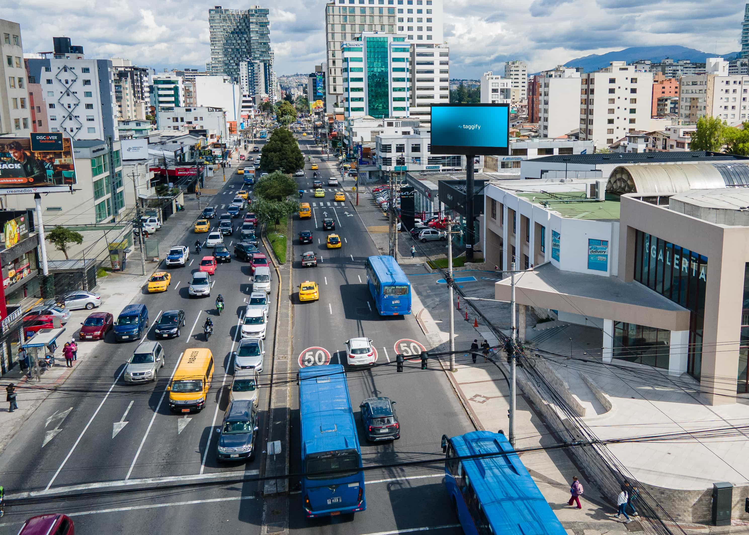 Ecuador DOOH screen 3